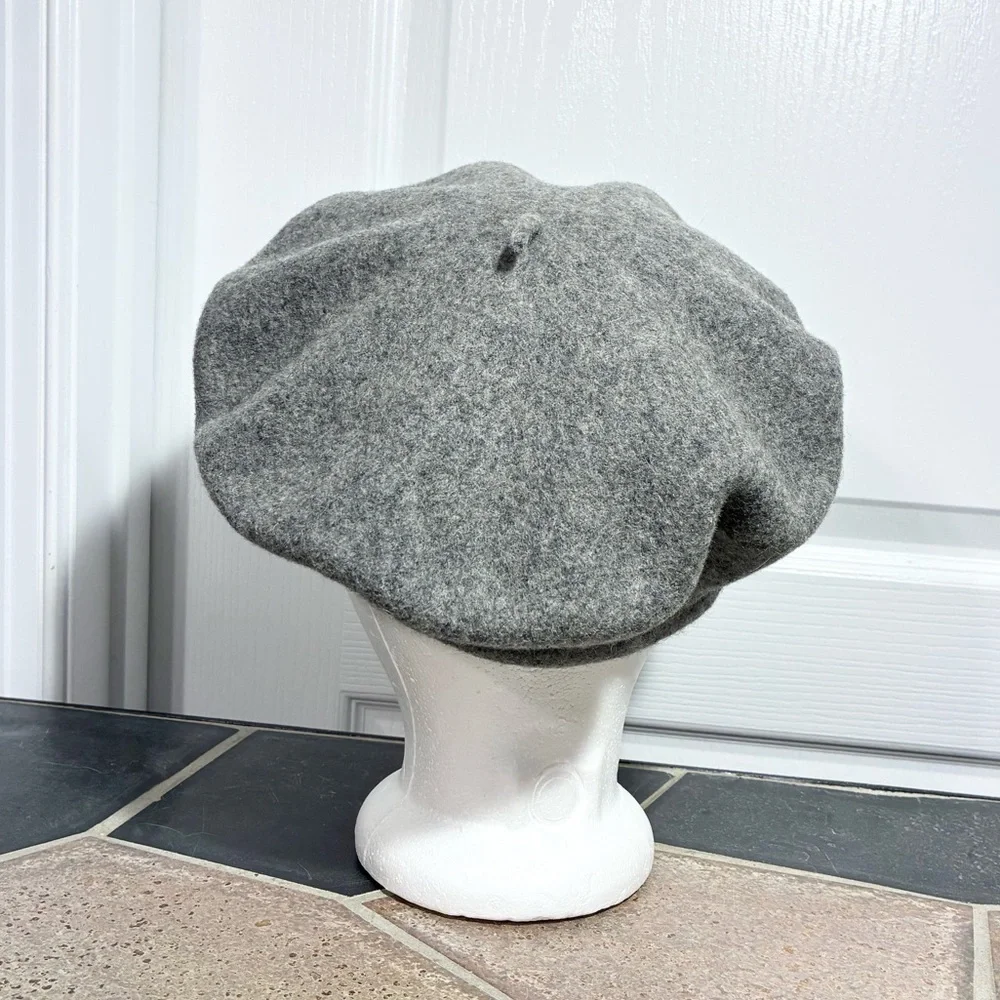 NEW Y2K Betmar Pure New Wool Gray Beret Woolmark Certified